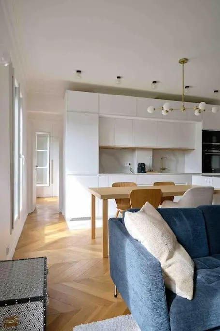 Marais - Parents Suite & Kids Room With Park View Paris Apartment